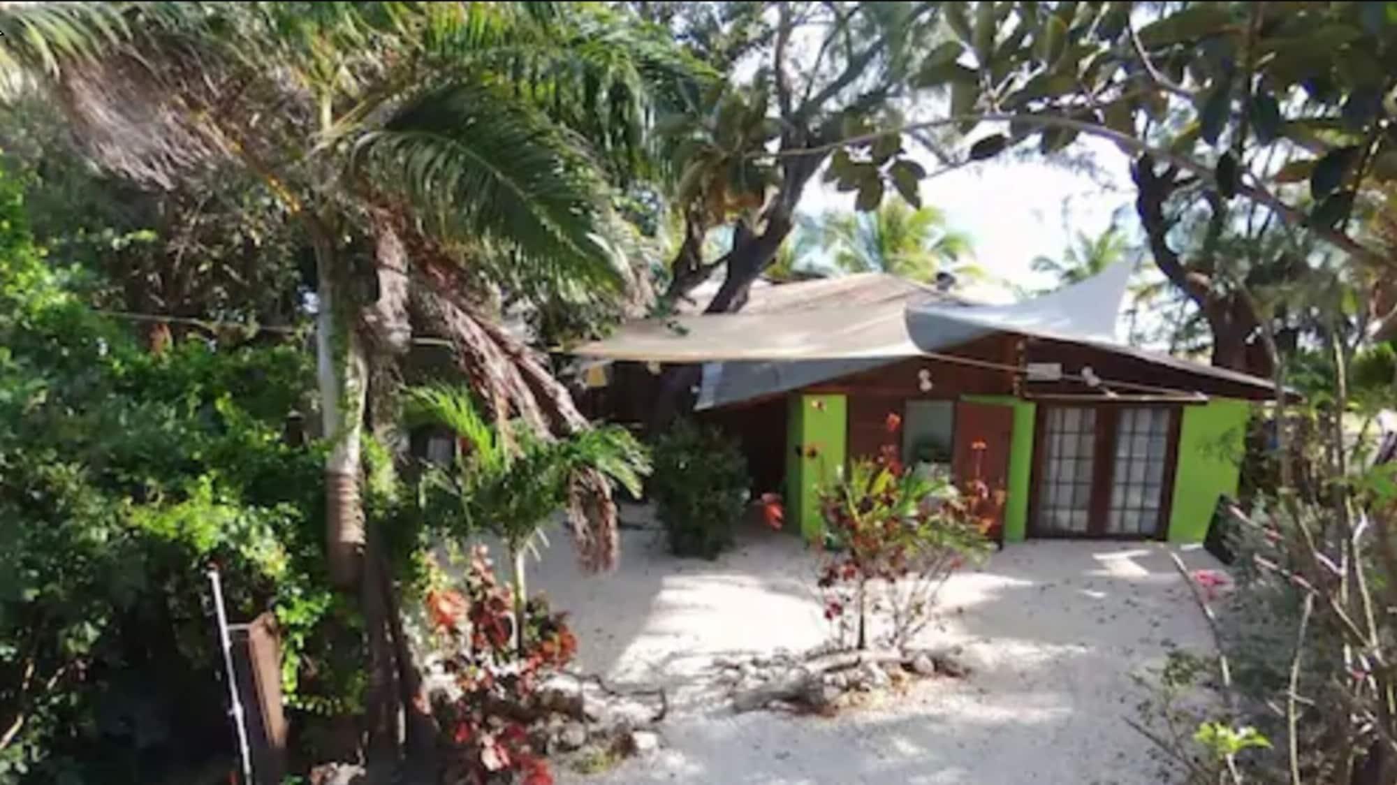 Moonraker Beach Hotel Christ Church Exterior photo